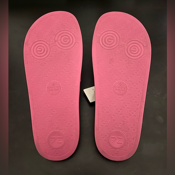 Gucci women’s slides pink rubber flip flops - size 8 - Picture 5 of 8
